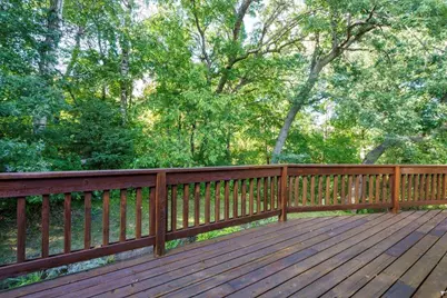 563 Sterling Street S, Maplewood, MN 55119 - Photo 8