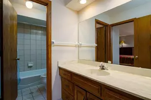 563 Sterling St S, Maplewood, MN 55119 - Photo 16