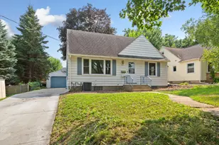 814 11th St NW, Rochester, MN 55901 - Photo 2