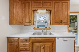 814 11th St NW, Rochester, MN 55901 - Photo 16