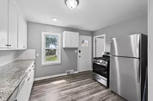 474 Hopkins St, Saint Paul, MN 55130 - Photo 8