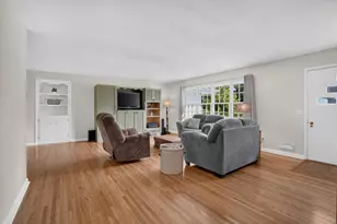 507 N Maple St, Chaska, MN 55318 - Photo 8