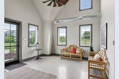 9960 Arrowwood Trail, Woodbury, MN 55129 - Photo 54