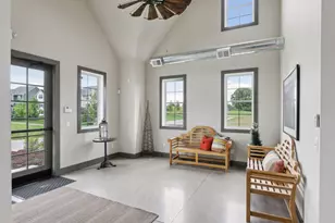 9960 Arrowwood Trl, Woodbury, MN 55129 - Photo 54