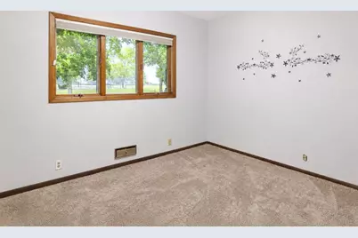 127 Higbie Avenue E, Minnesota Lake, MN 56068 - Photo 16