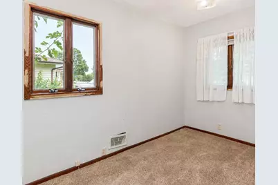 127 Higbie Avenue E, Minnesota Lake, MN 56068 - Photo 20