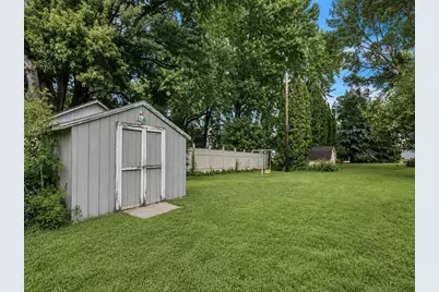 127 Higbie Avenue E, Minnesota Lake, MN 56068 - Photo 30