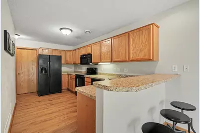 1495 Riverpointe Road #F, Watertown, MN 55388 - Photo 8