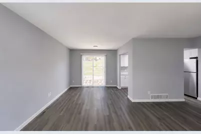 7797 Woodpark Boulevard, Woodbury, MN 55125 - Photo 4