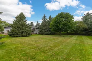 14210 44th Pl N, Plymouth, MN 55446 - Photo 20