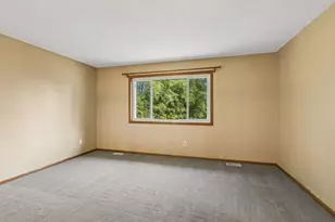 12158 Tulip St NW, Coon Rapids, MN 55433 - Photo 10