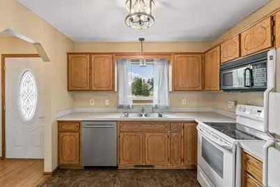 12158 Tulip Street NW, Coon Rapids, MN 55433 - Photo 6