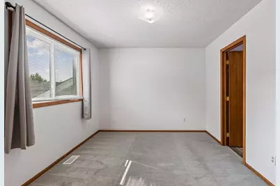 12158 Tulip Street NW, Coon Rapids, MN 55433 - Photo 12