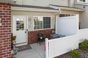 6133 Maclynn Ave NE, Albertville, MN 55301 - Photo 2