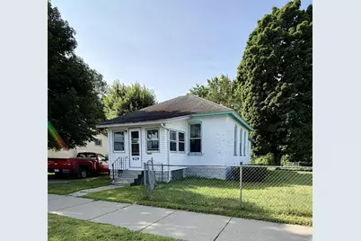 629 E Mark Street, Winona, MN 55987 - Photo 1