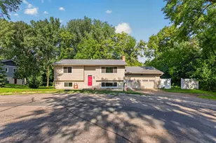 7631 Ontario Blvd, Eden Prairie, MN 55344 - Photo 2