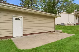112 Willow Dr SW, Saint Michael, MN 55376 - Photo 4