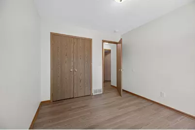6463 Delilah Avenue, Inver Grove Heights, MN 55076 - Photo 10