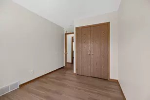 6463 Delilah Ave, Inver Grove Heights, MN 55076 - Photo 12