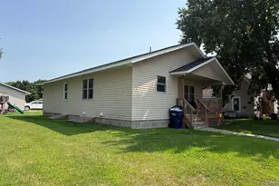 410 13th St N, Benson, MN 56215 - Photo 4