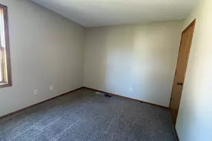 410 13th St N, Benson, MN 56215 - Photo 16