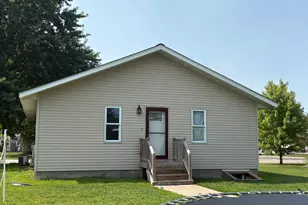410 13th St N, Benson, MN 56215 - Photo 4