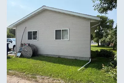 410 13th Street N, Benson, MN 56215 - Photo 6