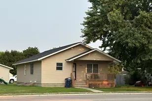 410 13th St N, Benson, MN 56215 - Photo 1