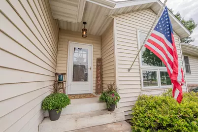 1704 Sierra Drive S, Eau Claire, WI 54701 - Photo 2