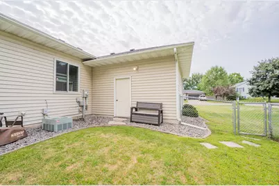 1704 Sierra Drive S, Eau Claire, WI 54701 - Photo 58