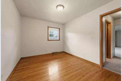 120 N Manitou Drive, Mankato, MN 56001 - Photo 18