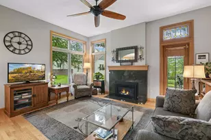 608 Sullivan Dr NE, Columbia Heights, MN 55421 - Photo 8
