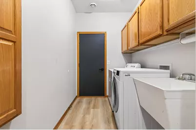 6801 24th Street N, Oakdale, MN 55128 - Photo 22