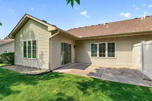 6801 24th St N, Oakdale, MN 55128 - Photo 4