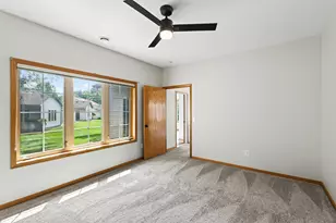6801 24th St N, Oakdale, MN 55128 - Photo 16