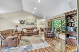1084 Timber Dr, Detroit Lakes, MN 56501 - Photo 12