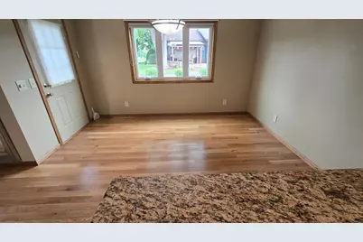 1703 3rd Avenue NE, Austin, MN 55912 - Photo 8