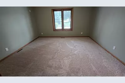 1703 3rd Avenue NE, Austin, MN 55912 - Photo 18