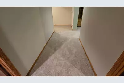 1703 3rd Avenue NE, Austin, MN 55912 - Photo 22