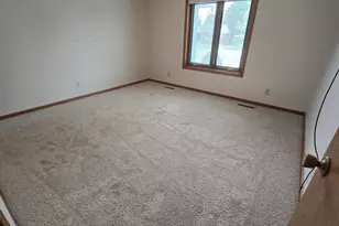 1703 3rd Ave NE, Austin, MN 55912 - Photo 12