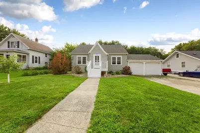 718 5th Street SE, Waseca, MN 56093 - Photo 1