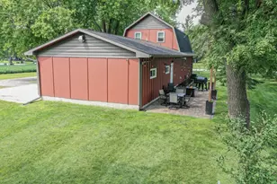 1301 N 9th St, Olivia, MN 56277 - Photo 48