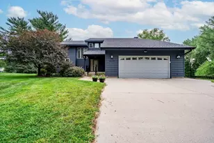 503 Grand View Heights Ct, Menomonie, WI 54751 - Photo 1