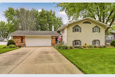 848 15th Street SE, Owatonna, MN 55060 - Photo 1