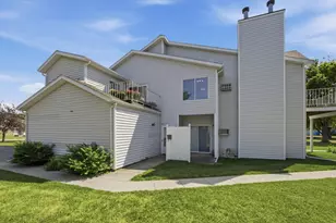 2807 32nd St S, Moorhead, MN 56560 - Photo 1