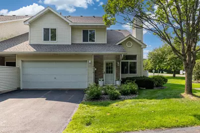 7019 49th Street N, Oakdale, MN 55128 - Photo 2