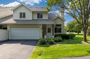7019 49th St N, Oakdale, MN 55128 - Photo 2