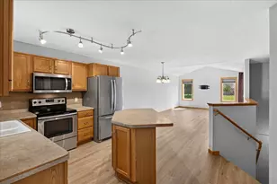 10509 64th Ln NE, Albertville, MN 55301 - Photo 6