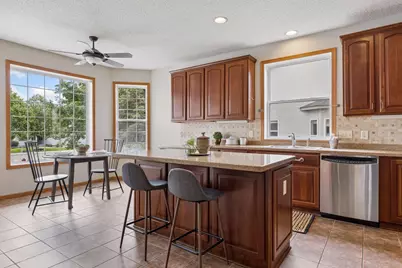 17461 Haralson Drive, Eden Prairie, MN 55347 - Photo 4