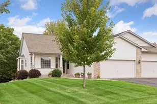 17461 Haralson Dr, Eden Prairie, MN 55347 - Photo 2